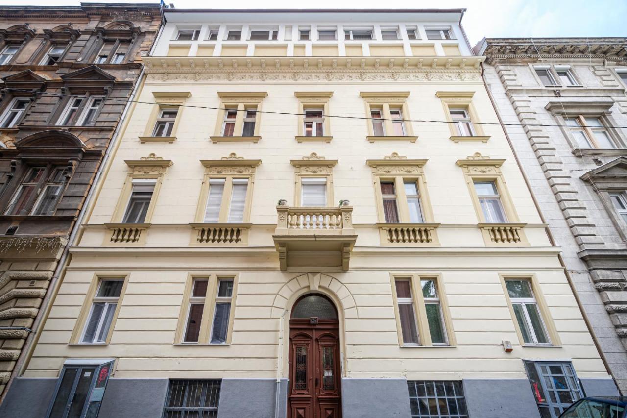 R42-Boutique Apartments, Best Location By Bqa - Budapest — Photos 1